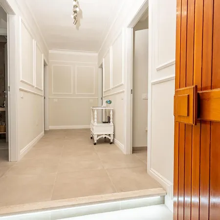 Elegance Calasetta's 3* كالاسيتا